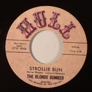 BLONDE BOMBER - Strollie bun 7 BLONDE BOMBER - Strollie bun 7