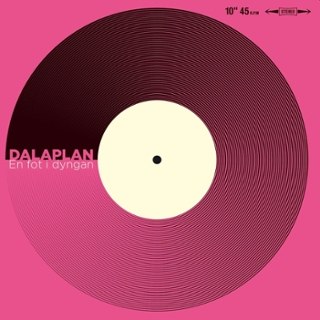 DALAPLAN - En fot i dyngan 10 DALAPLAN - En fot i dyngan 10