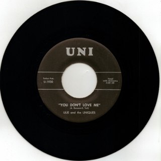 ULIE & THE UNIQUES - You don't love me/after school 7 ULIE & THE UNIQUES - You don't love me/after school 7