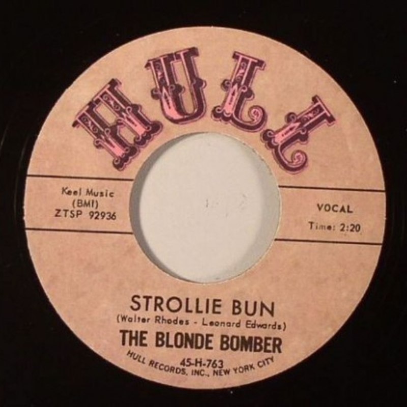 BLONDE BOMBER - Strollie bun 7