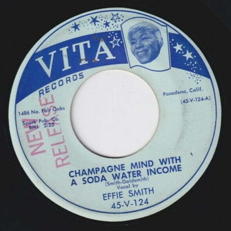 EFFIE SMITH - Champagne mind with a soda water income/water! water! 7